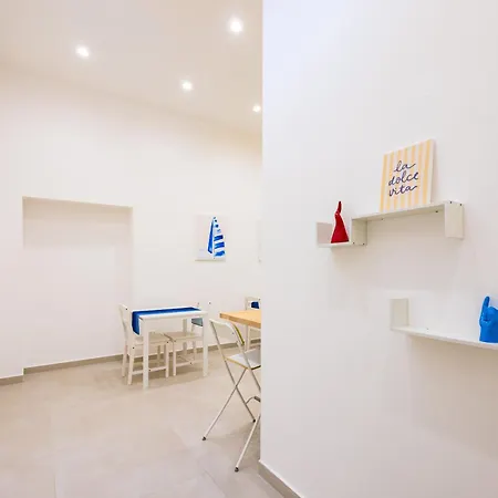 Montesanto Ventidue 3* Naples